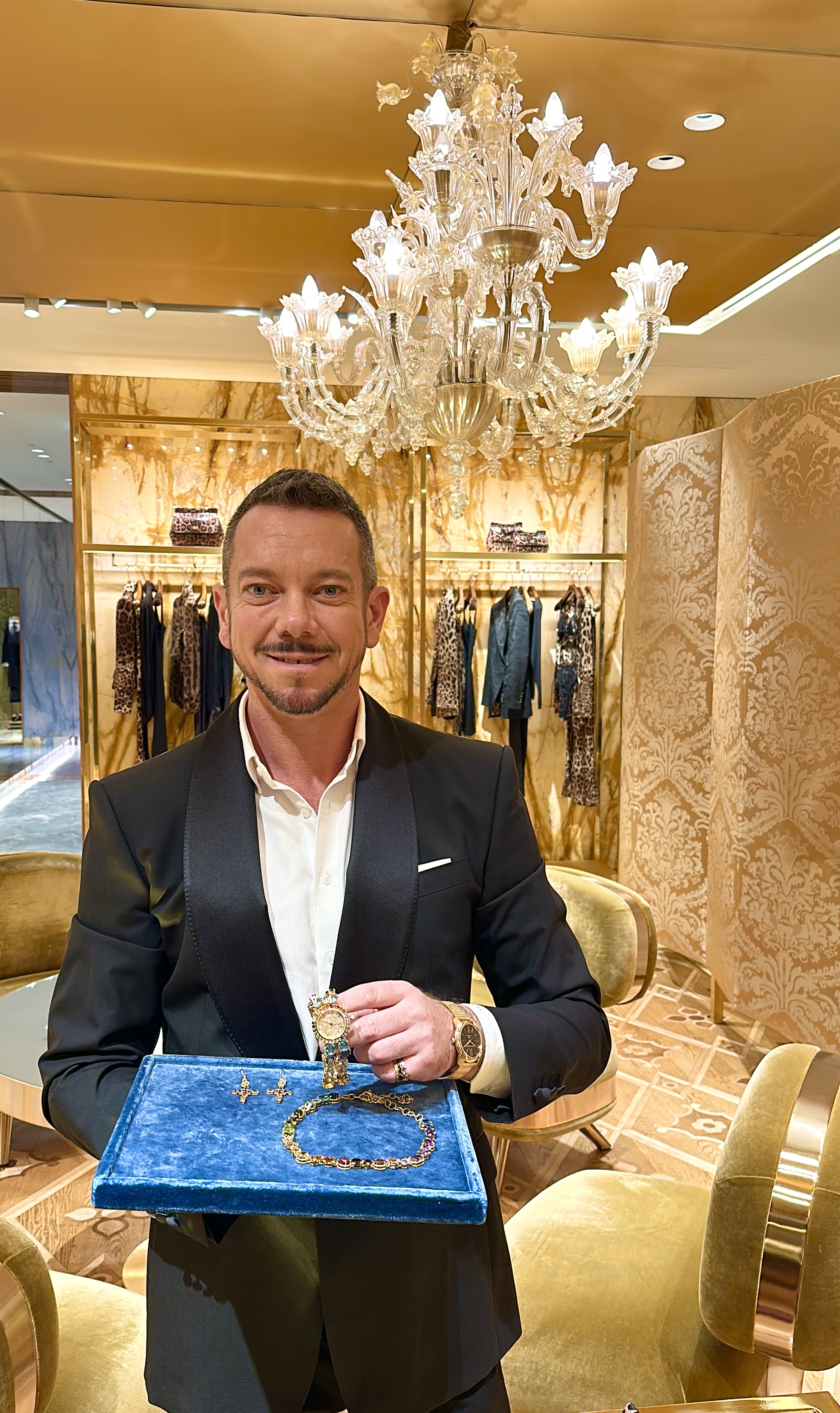 Egyedi személyre szóló ékszer, drágakő és luxus karóra tanácsadás Horváth Lászlótól